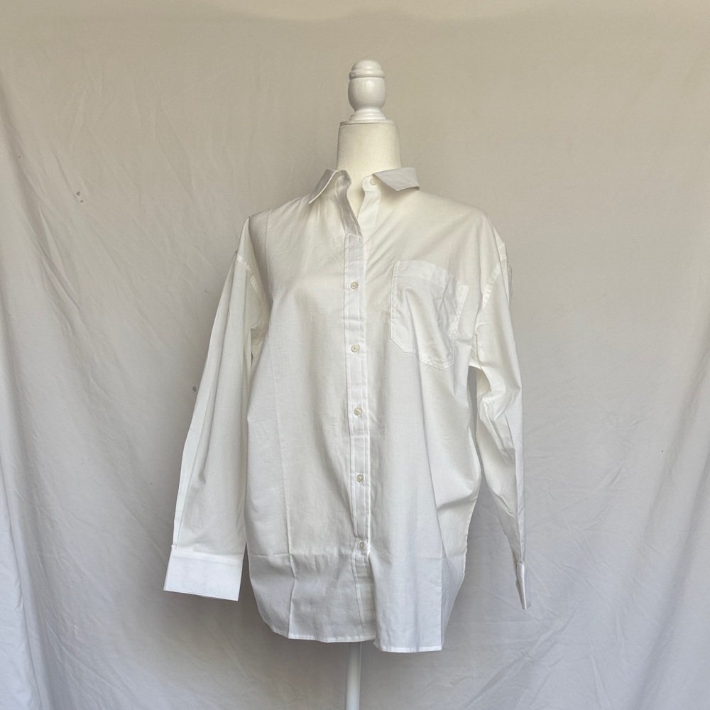 Banana Republic White Casual Button Down Shirt